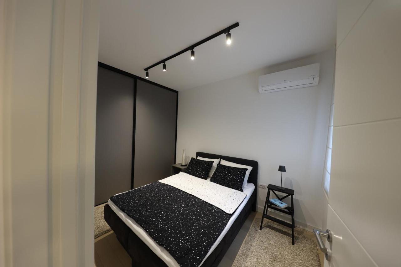Modern Apartment In The Heart Of Belgrád Kültér fotó