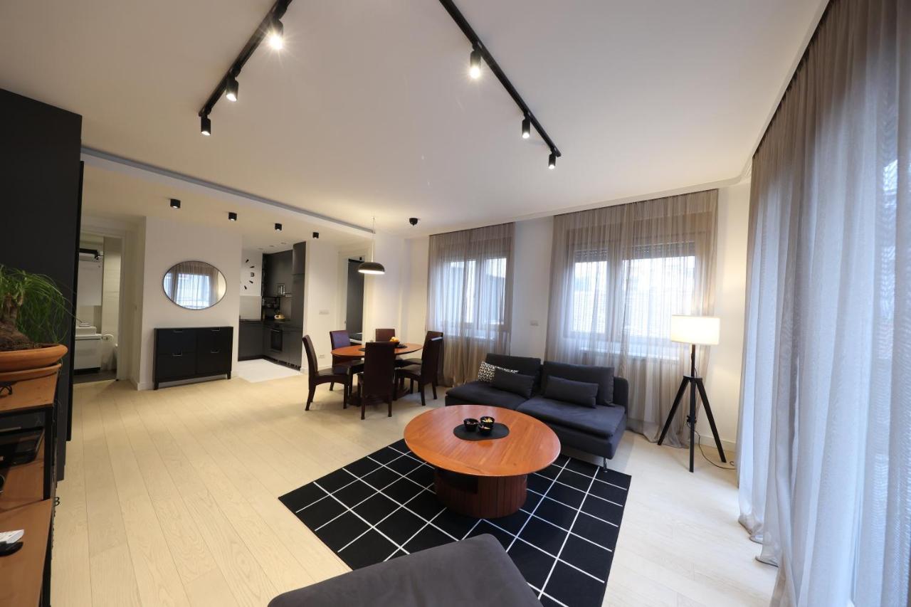 Modern Apartment In The Heart Of Belgrád Kültér fotó