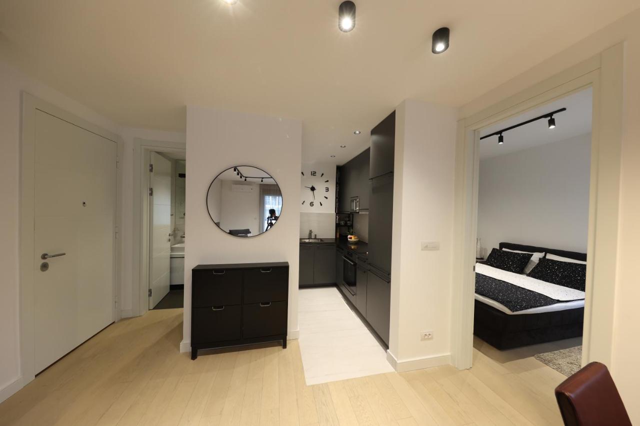 Modern Apartment In The Heart Of Belgrád Kültér fotó