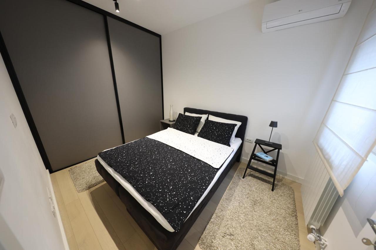 Modern Apartment In The Heart Of Belgrád Kültér fotó