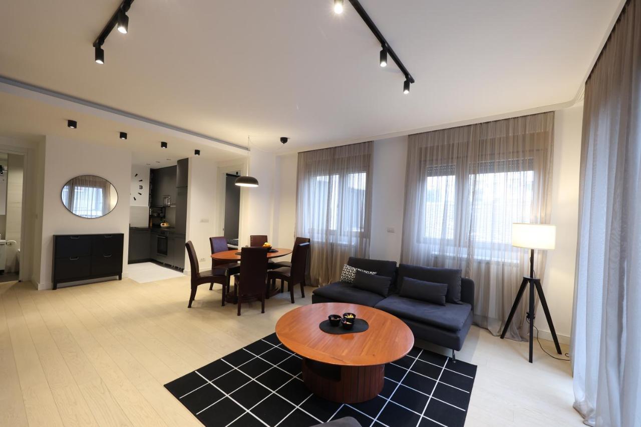 Modern Apartment In The Heart Of Belgrád Kültér fotó